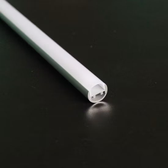 Apt027 Profilo LED a tubo Diffusore in PC acrilico da 270 gradi con tappi terminali e cavo di sospensione per luce lineare da incasso a LED